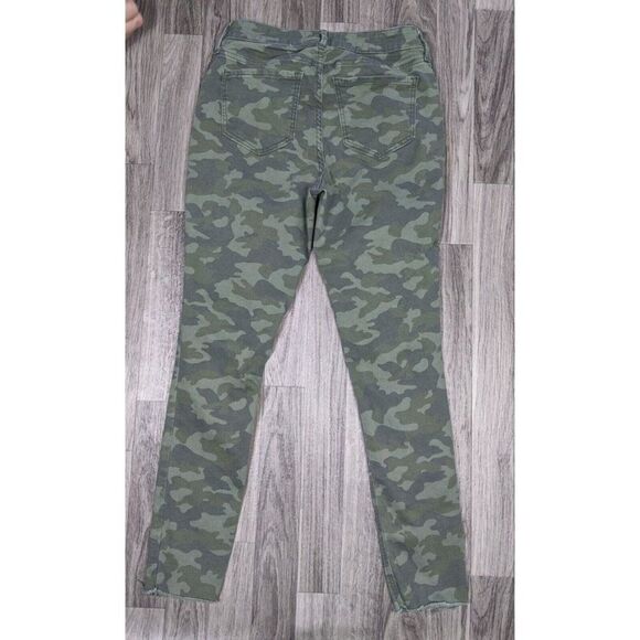 (3/$35) Old Navy Womens Size 4 Camouflage Camo Rockstar Olive Green Skinny Jeans - Picture 2 of 10